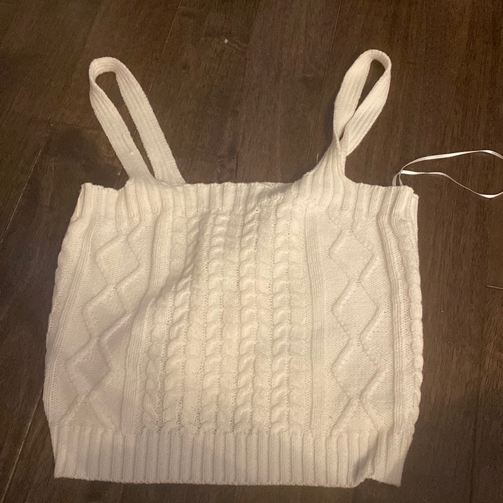 white crochet tank top cropped